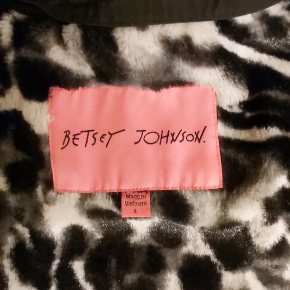 Betsey Johnson coat - Picture 8 of 8